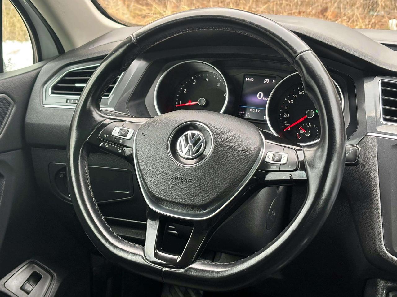 2019 Volkswagen Tiguan Comfortline 7-Passenger | No Accidents! Photo