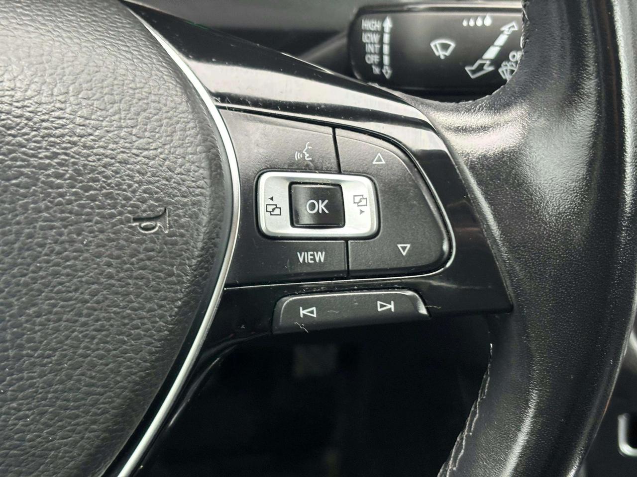 2019 Volkswagen Tiguan Comfortline 7-Passenger | No Accidents! Photo