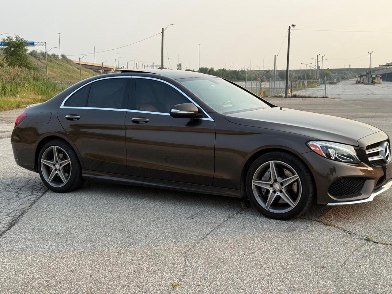 2015 Mercedes-Benz C-Class C300 AMG PACKAGE Photo