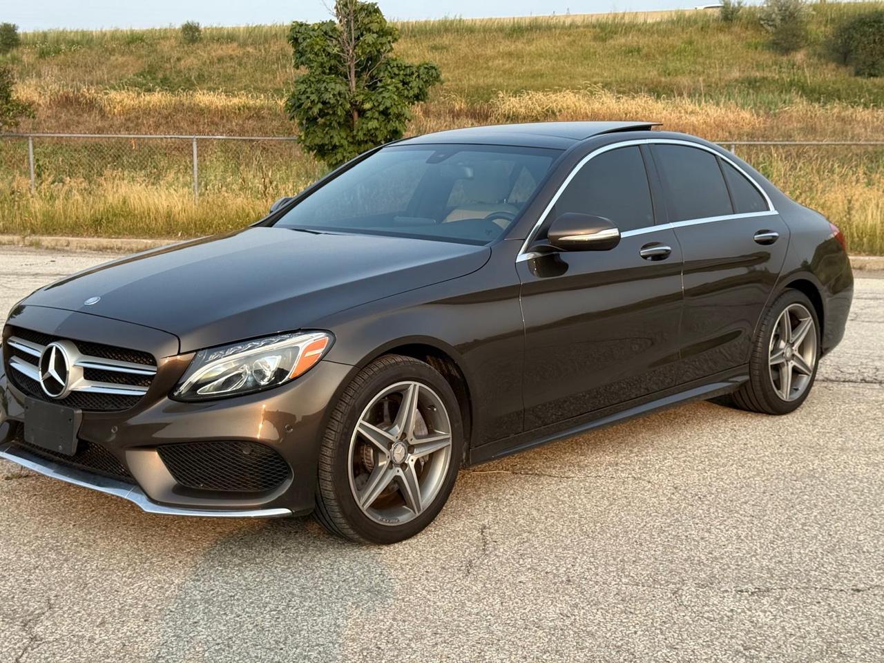 2015 Mercedes-Benz C-Class C300 AMG PACKAGE Photo