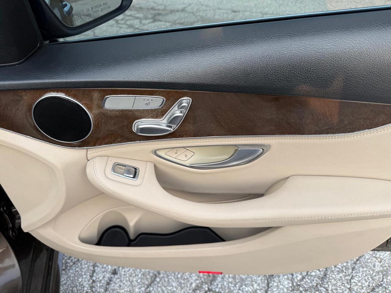 2015 Mercedes-Benz C-Class C300 AMG PACKAGE Photo