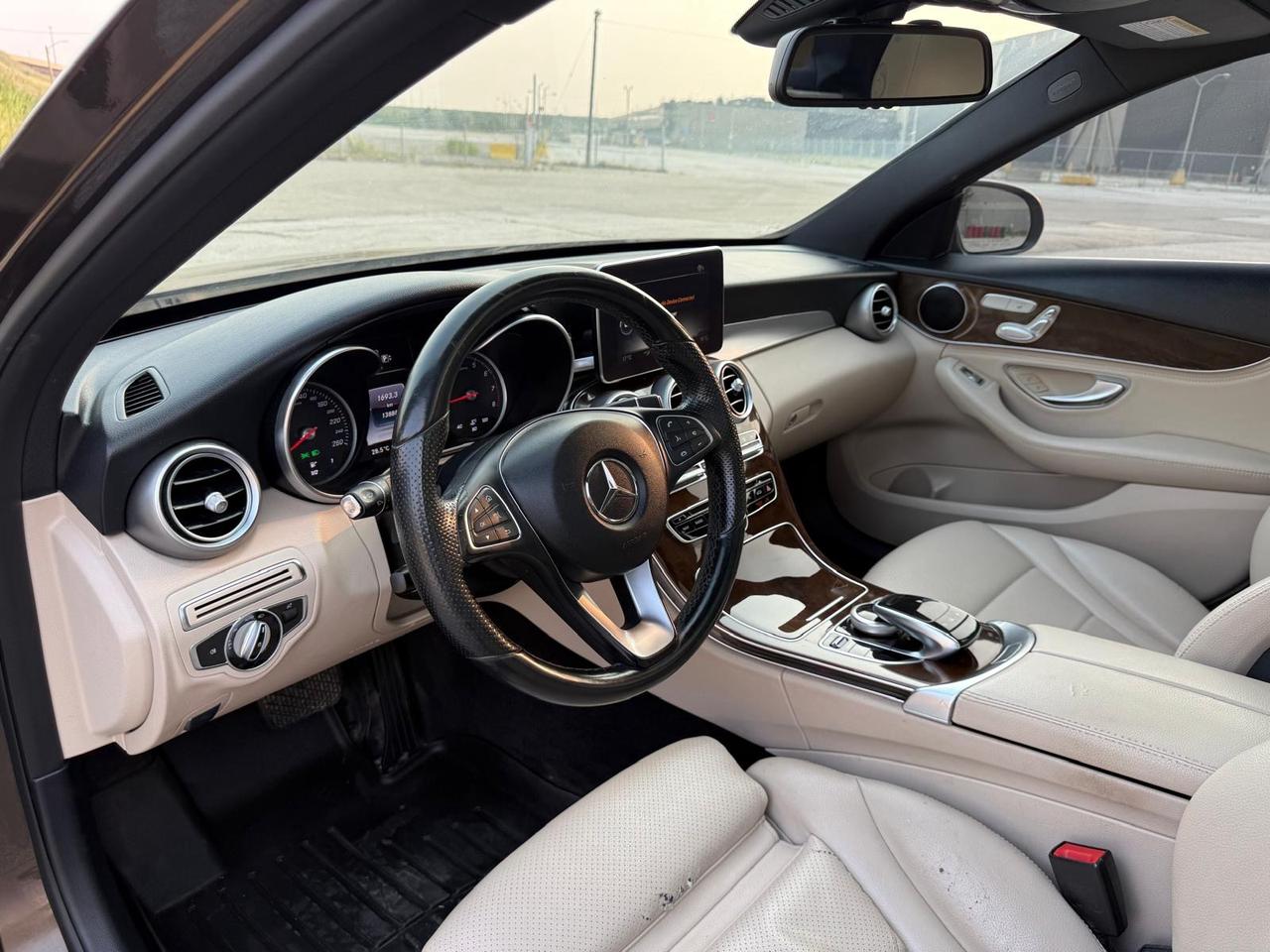 2015 Mercedes-Benz C-Class C300 AMG PACKAGE Photo