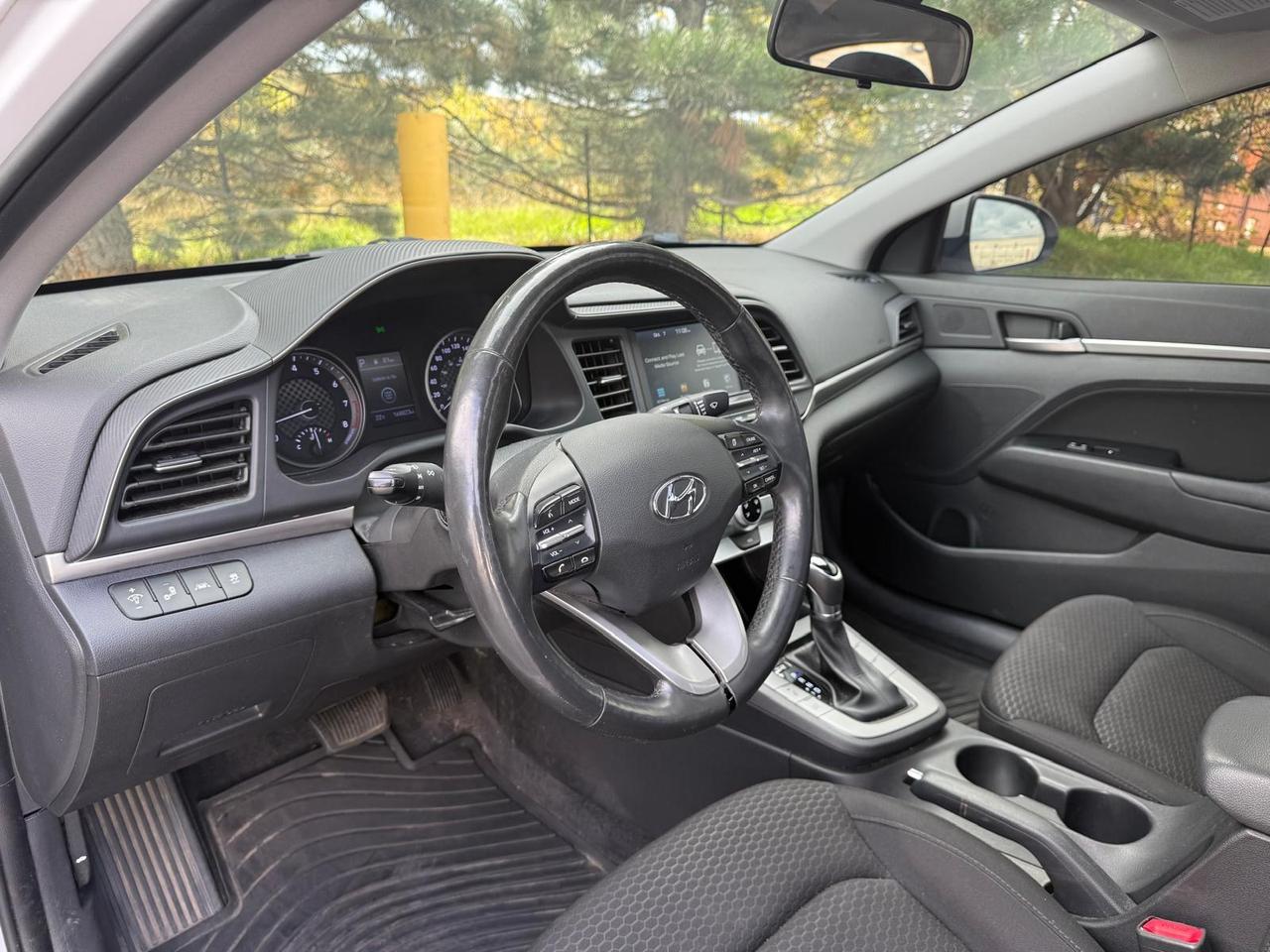2019 Hyundai Elantra Preferred Sun/Tech Photo
