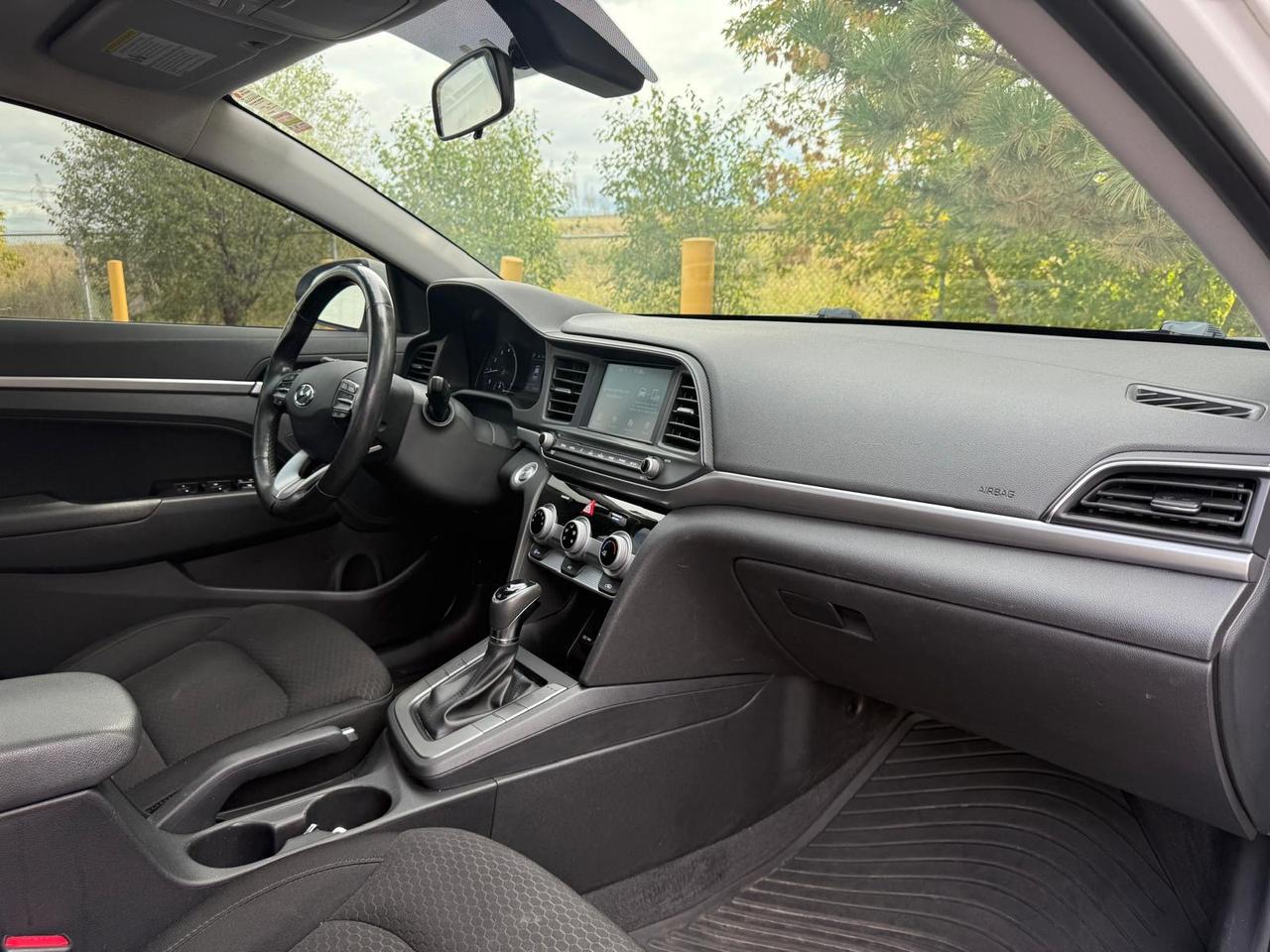 2019 Hyundai Elantra Preferred Sun/Tech Photo