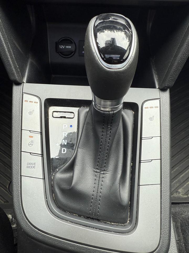 2019 Hyundai Elantra Preferred Sun/Tech Photo