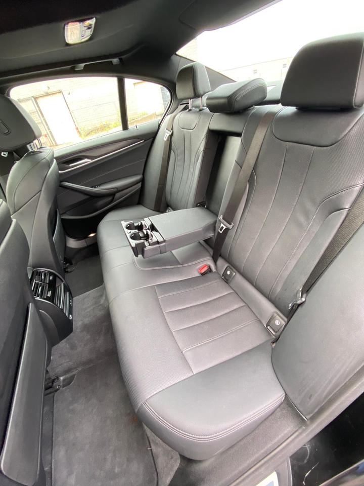 2022 BMW 5-Series 530i xDrive CarPlay Photo