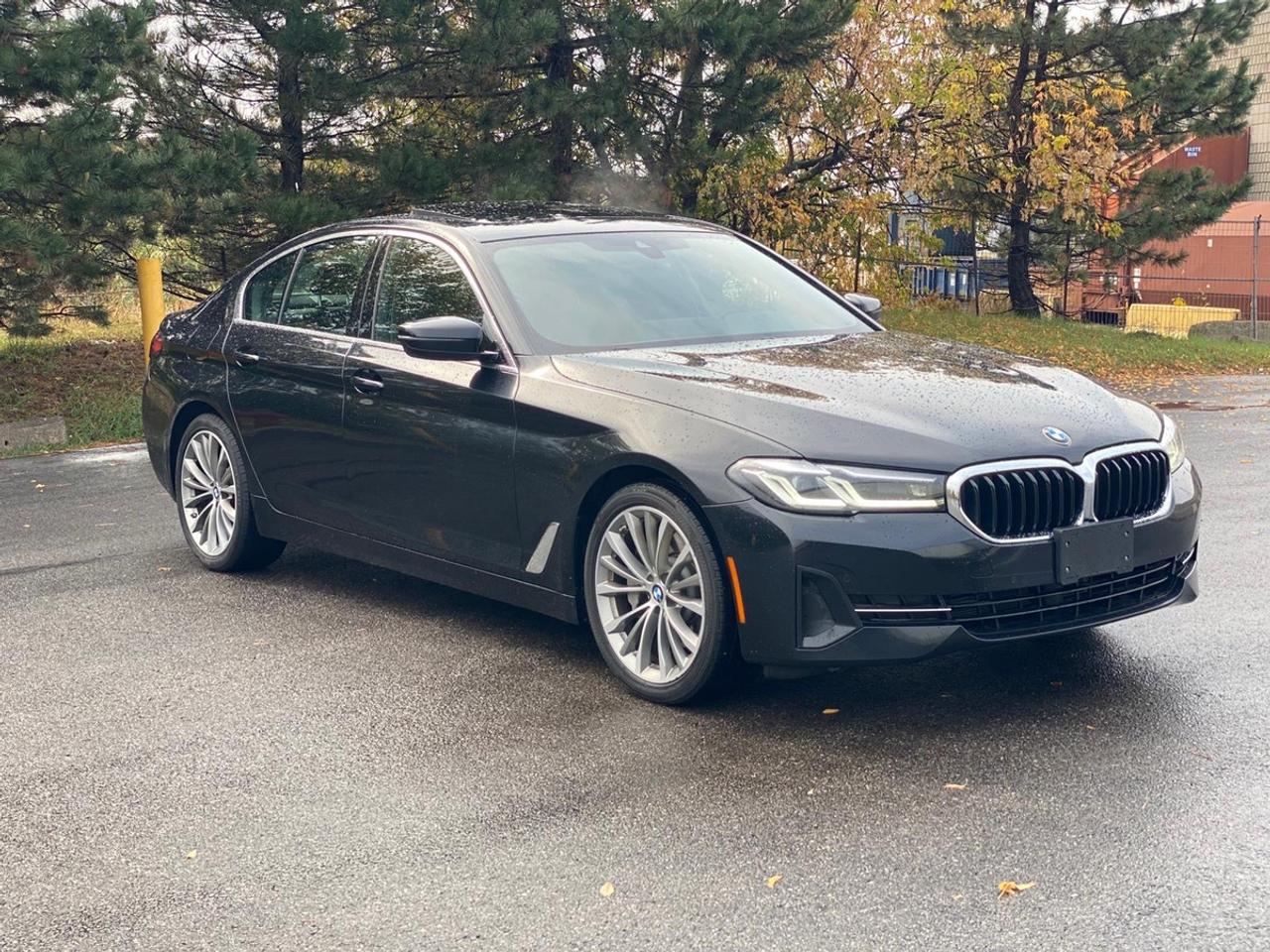 2022 BMW 5-Series 530i xDrive CarPlay Photo5