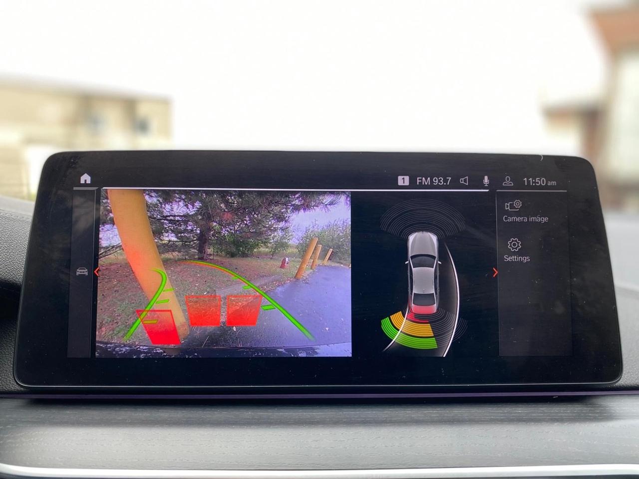 2022 BMW 5-Series 530i xDrive CarPlay Photo