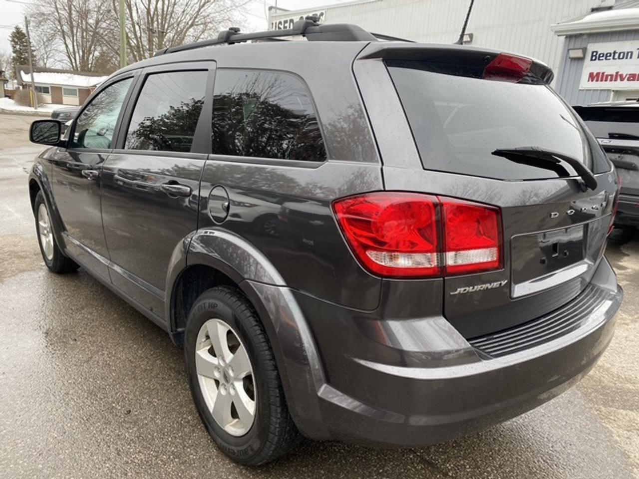 2018 Dodge Journey SE Plus FWD Photo