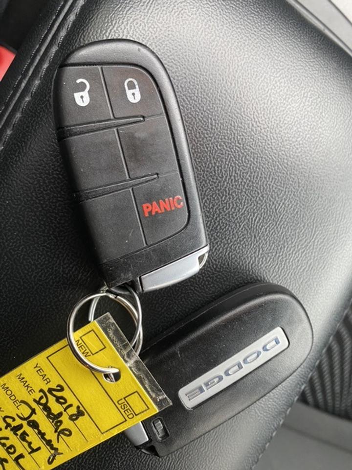 2018 Dodge Journey SE Plus FWD Photo