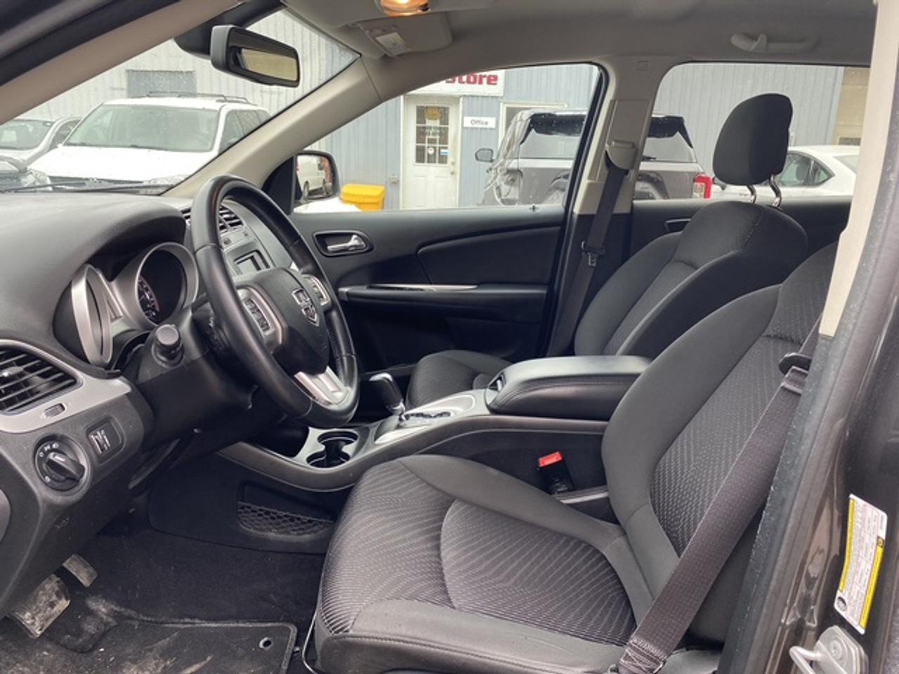 2018 Dodge Journey SE Plus FWD Photo