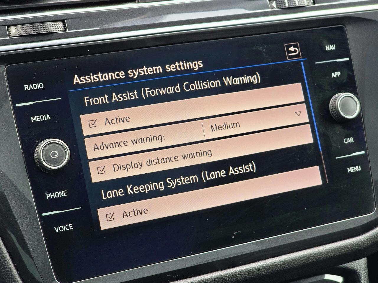 2018 Volkswagen Tiguan Highline 7-Passenger | No Accidents! Photo