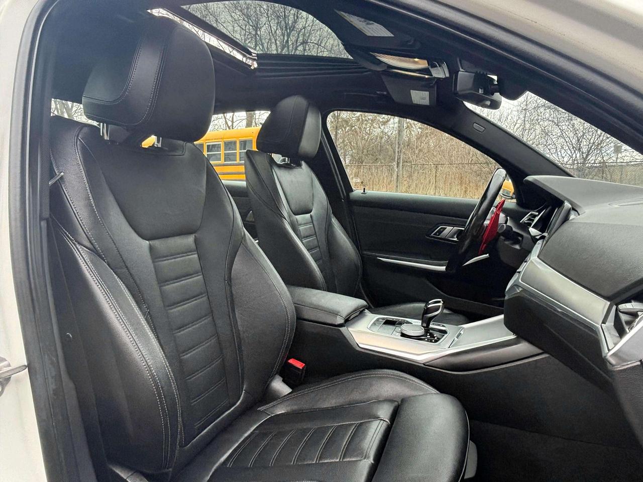 2021 BMW 3-Series 330i xDrive w/M-Sport Pkg | No Accidents! Photo