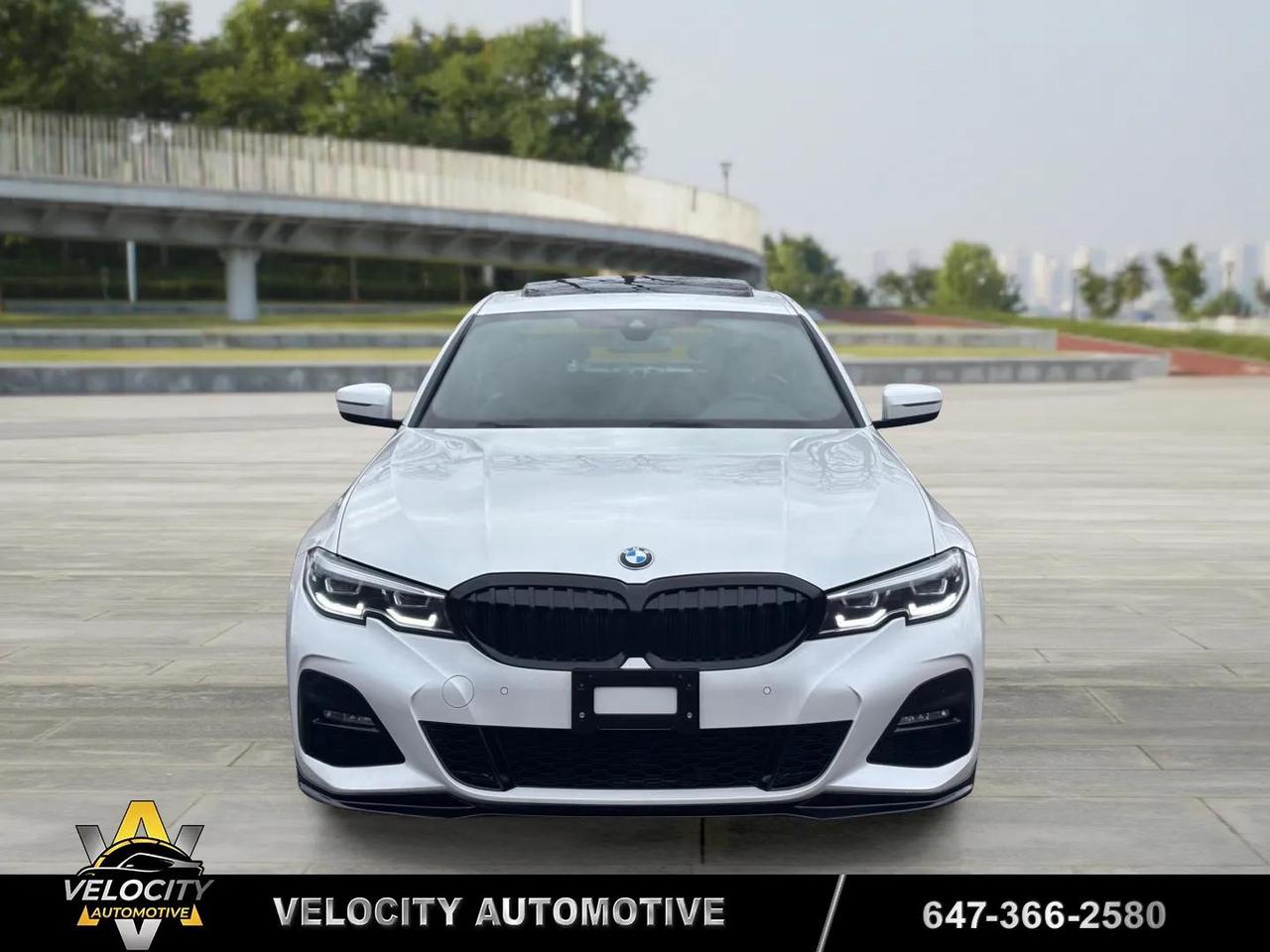 2021 BMW 3-Series 330i xDrive w/M-Sport Pkg | No Accidents! Photo