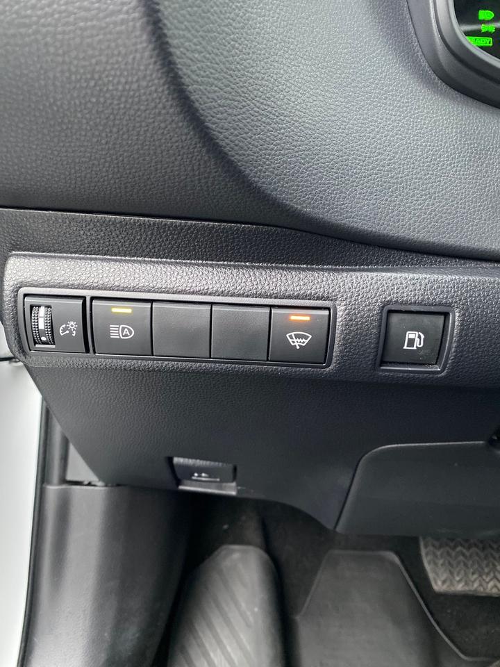 2024 Toyota Corolla Hybrid LE HYBRID Photo