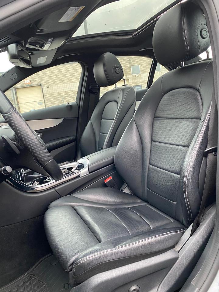 2017 Mercedes-Benz C-Class C300 4MATIC Photo