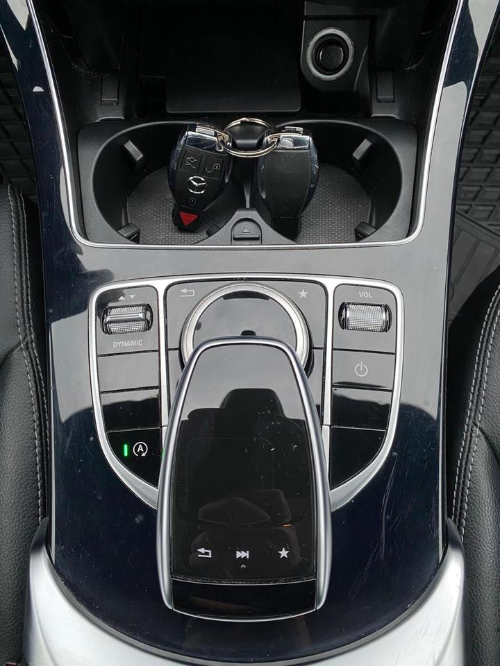 2017 Mercedes-Benz C-Class C300 4MATIC Photo