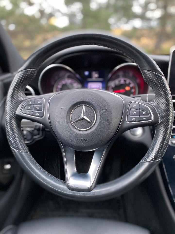 2017 Mercedes-Benz C-Class C300 4MATIC Photo