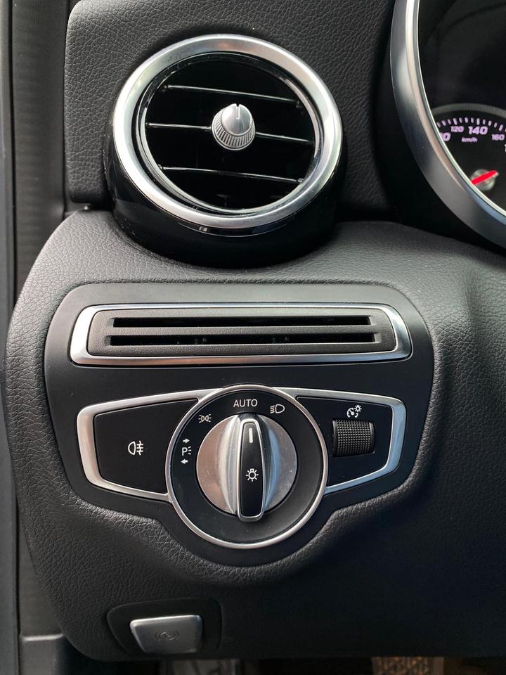 2017 Mercedes-Benz C-Class C300 4MATIC Photo