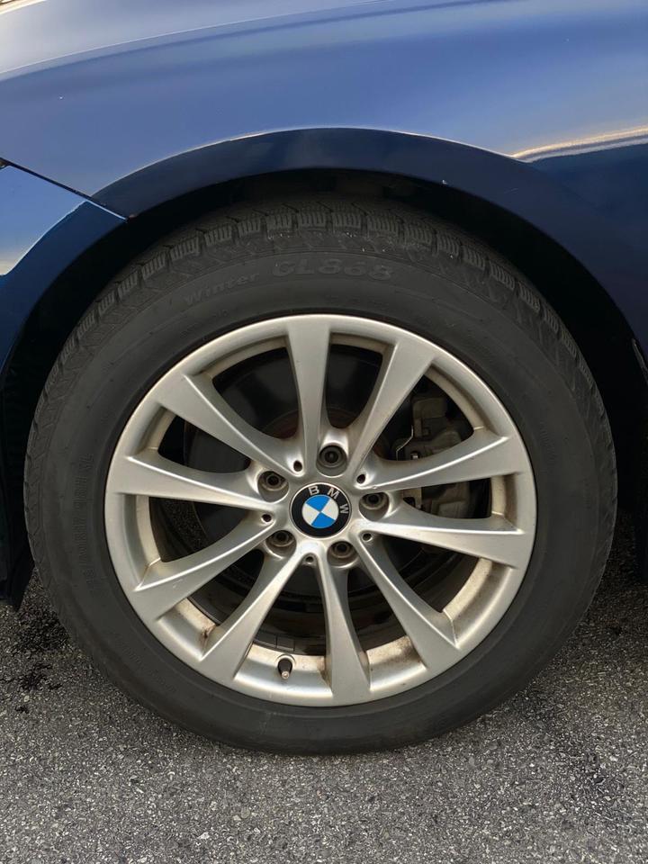 2017 BMW 3-Series 330i xDrive | LEATHER | SUNROOF Photo