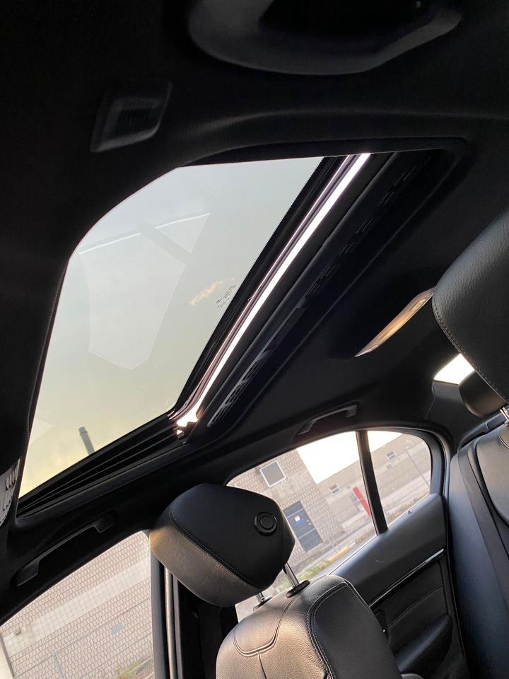 2017 BMW 3-Series 330i xDrive | LEATHER | SUNROOF Photo