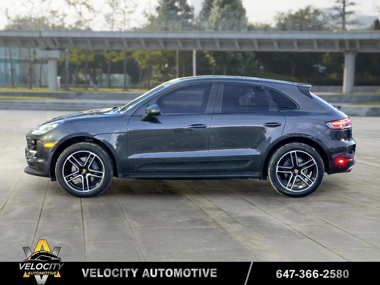 2020 Porsche Macan S w/Premium Plus Pkg Photo