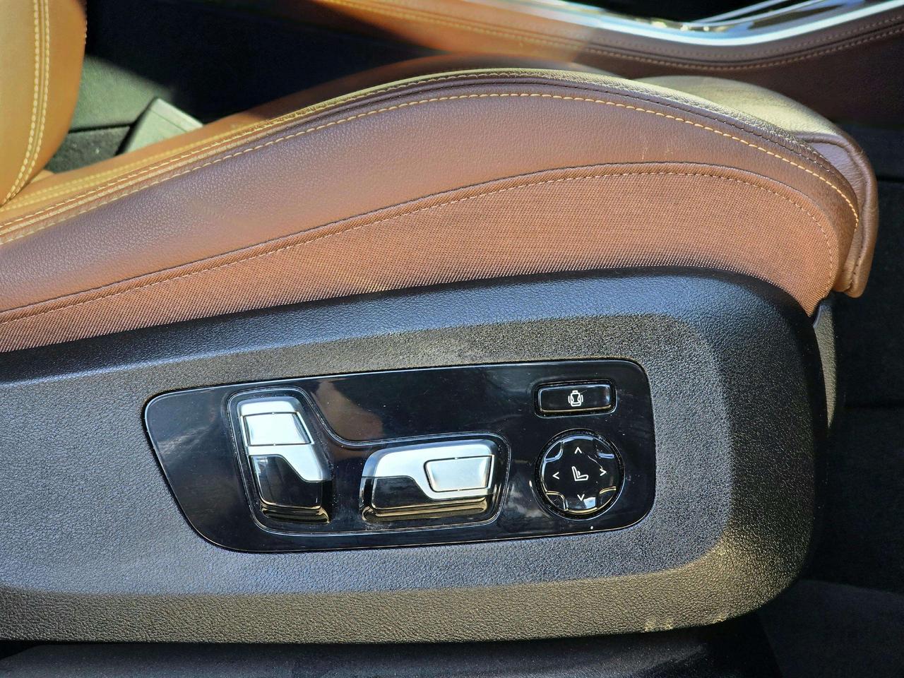 2020 BMW X5 xDrive40i w/Prem Enhanced Pkg | Accident Free! Photo