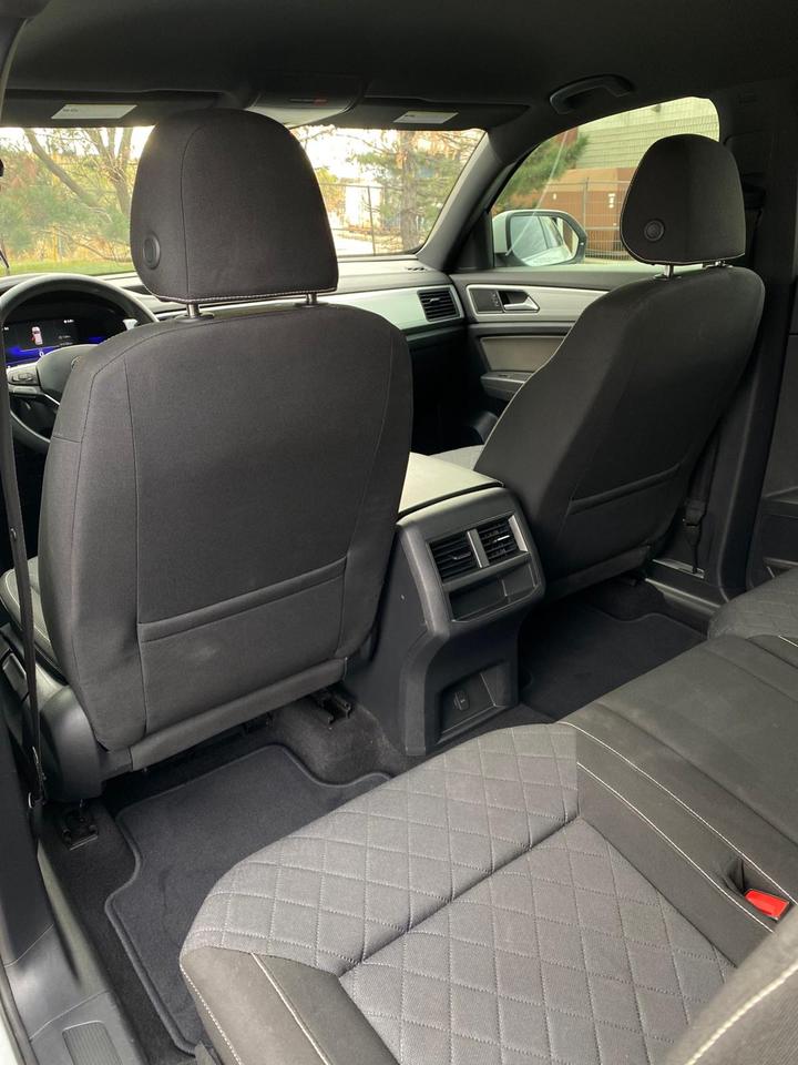 2022 Volkswagen Atlas Cross Sport  Photo