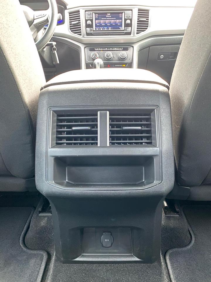 2022 Volkswagen Atlas Cross Sport  Photo