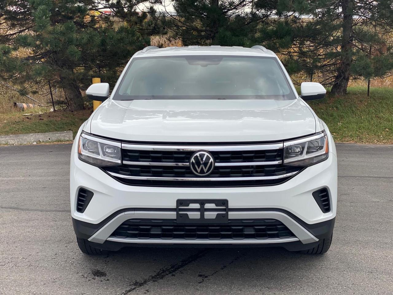 2022 Volkswagen Atlas Cross Sport  Photo1