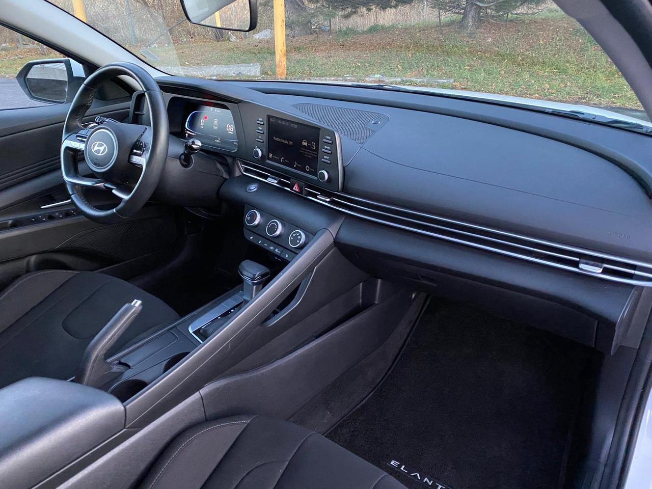 2024 Hyundai Elantra Preferred Photo