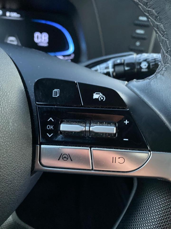 2024 Hyundai Elantra Preferred Photo