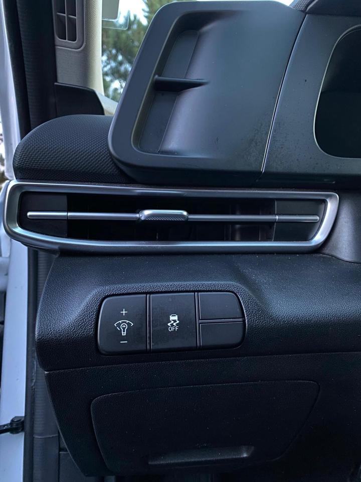 2024 Hyundai Elantra Preferred Photo