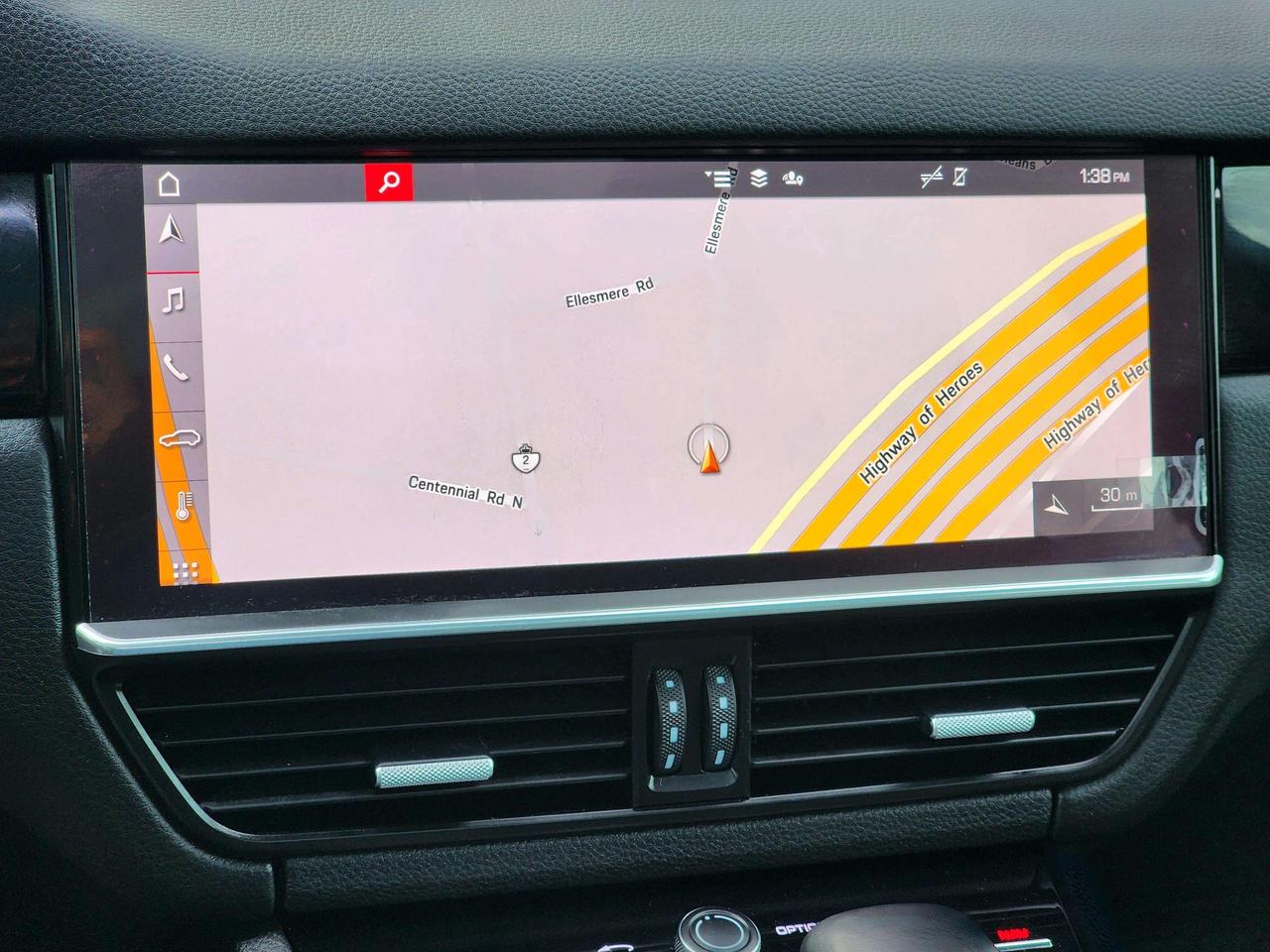 2021 Porsche Cayenne w/Premium Plus Pkg | No Accidents! Photo