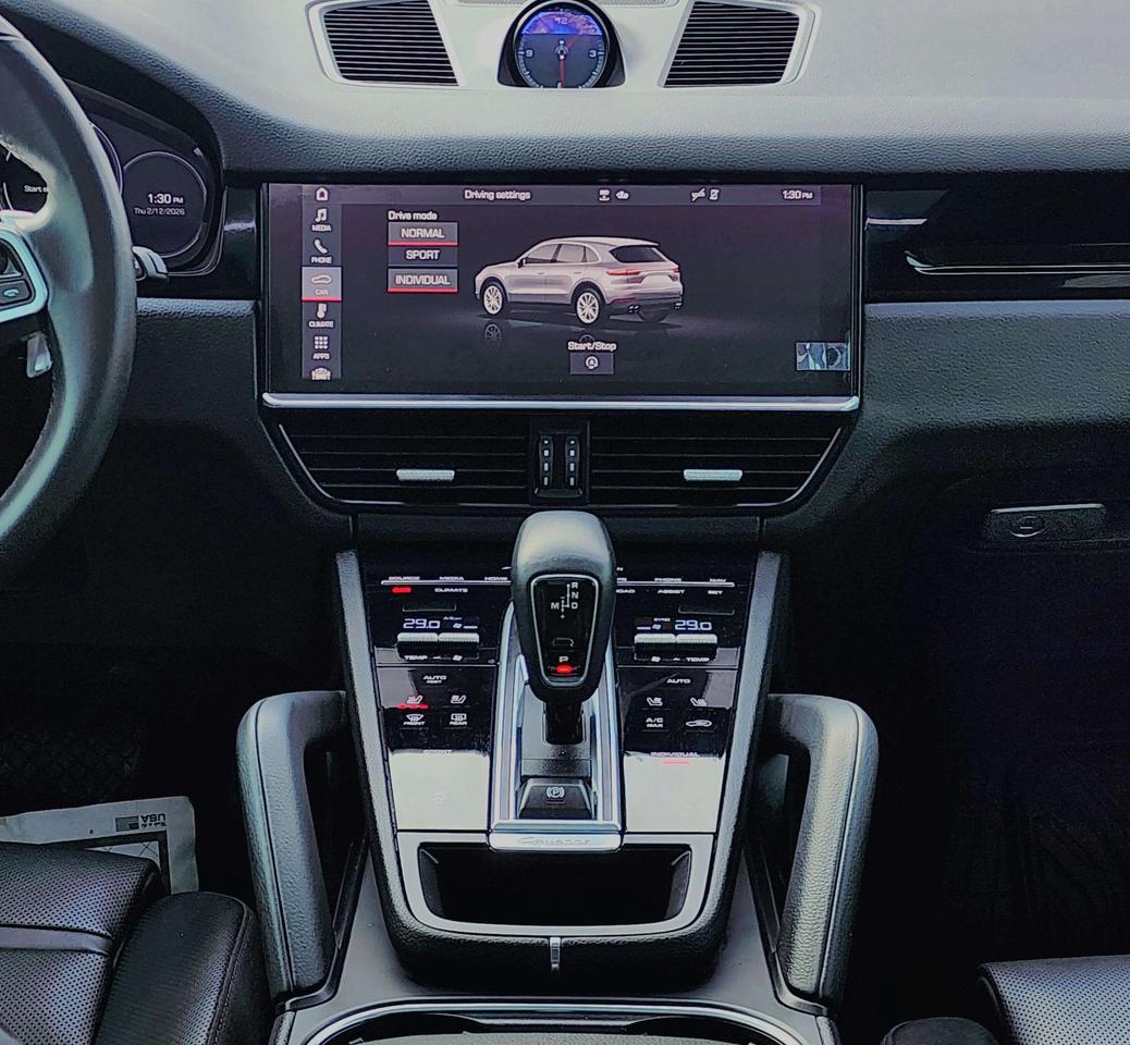 2021 Porsche Cayenne w/Premium Plus Pkg | No Accidents! Photo