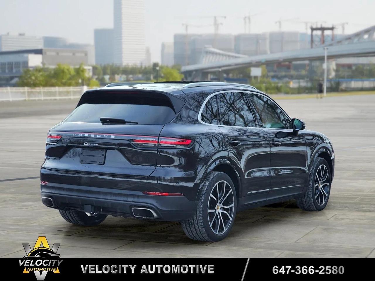 2021 Porsche Cayenne w/Premium Plus Pkg | No Accidents! Photo