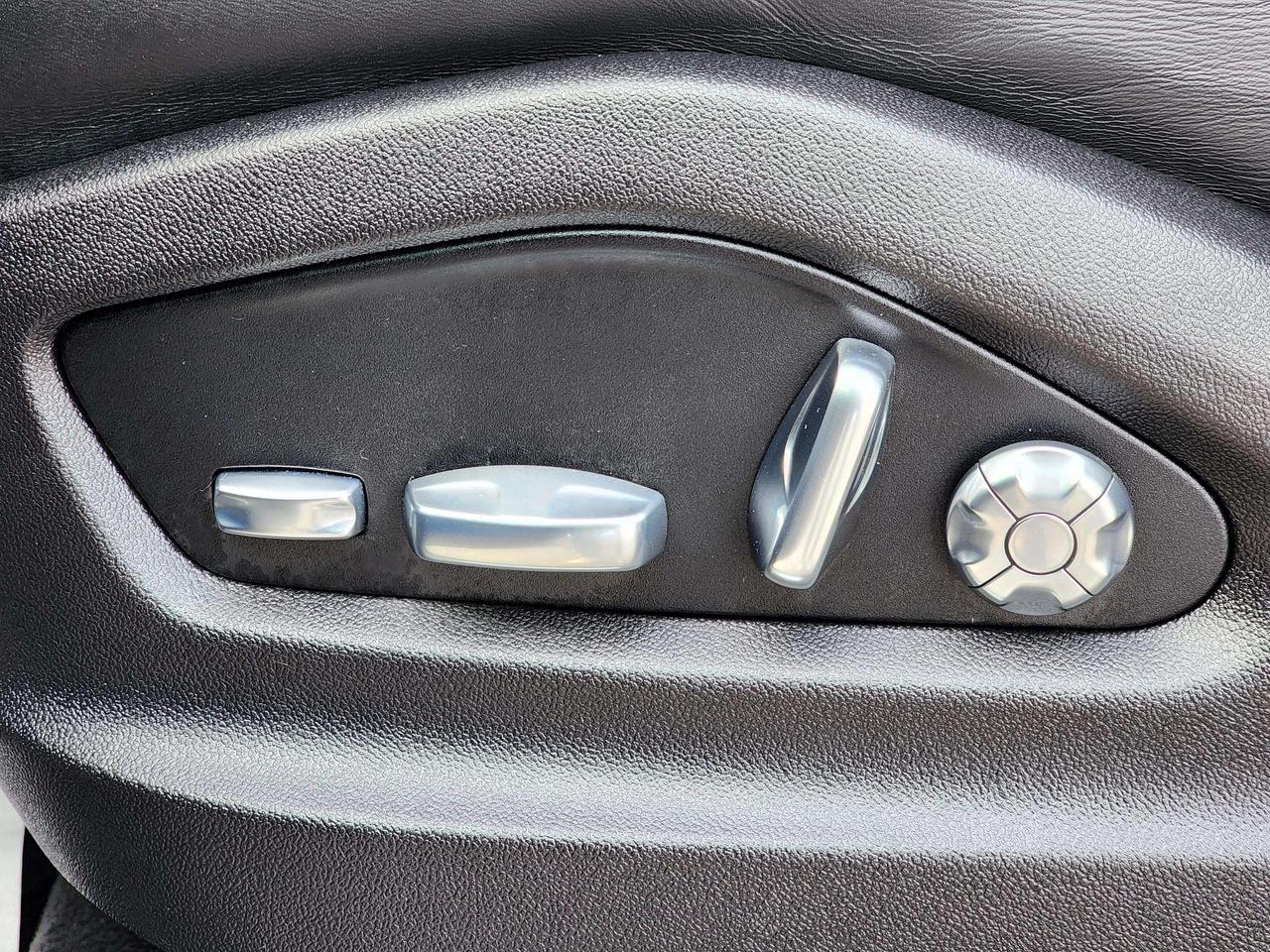 2021 Porsche Cayenne w/Premium Plus Pkg | No Accidents! Photo