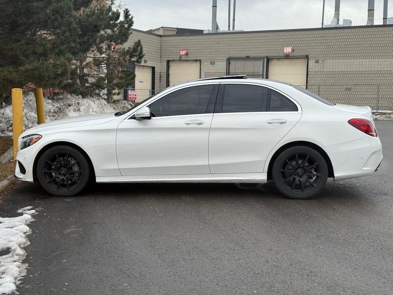 2015 Mercedes-Benz C-Class C400 | LEATHER |SUNROOF Photo