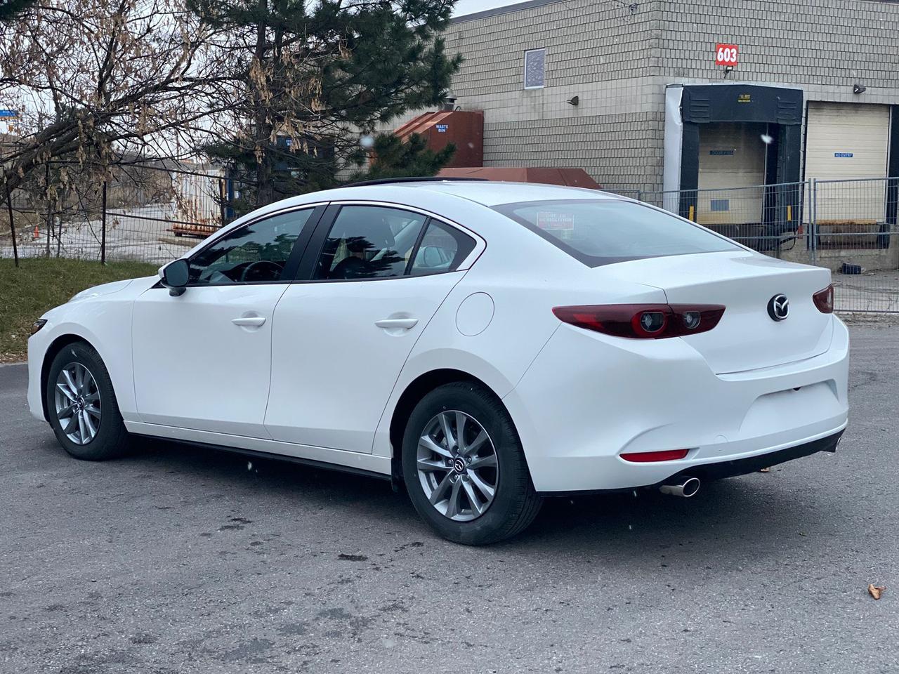 2025 Mazda MAZDA3 2.5 S Preferred Photo