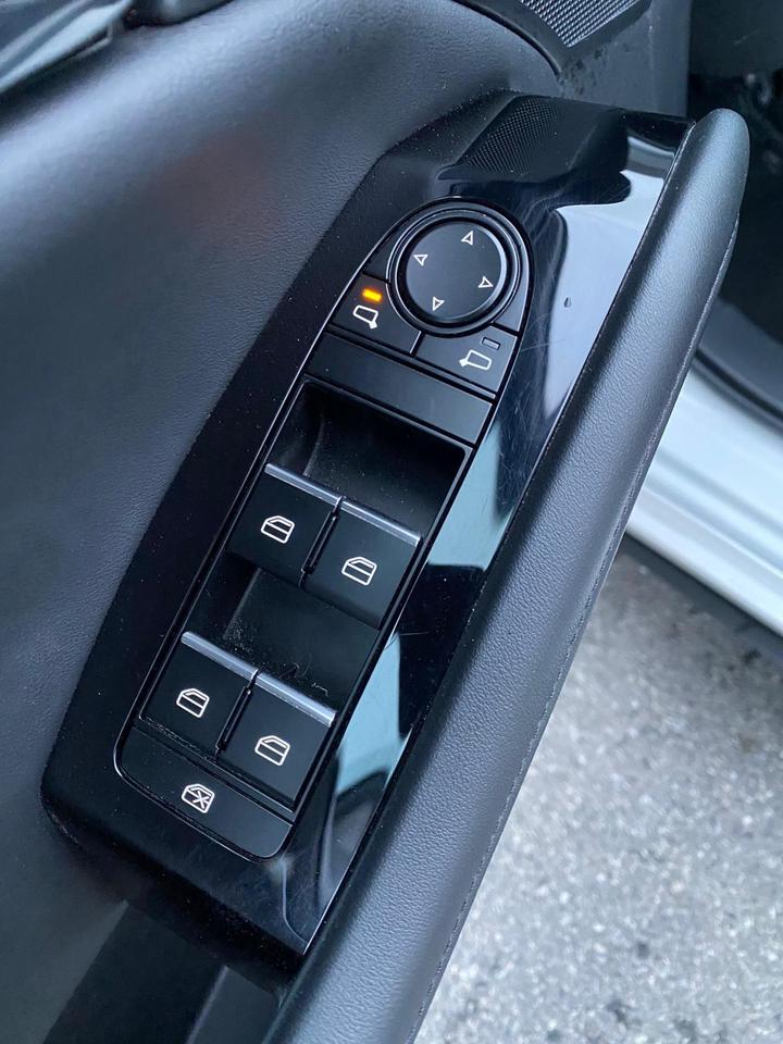 2025 Mazda MAZDA3 2.5 S Preferred Photo