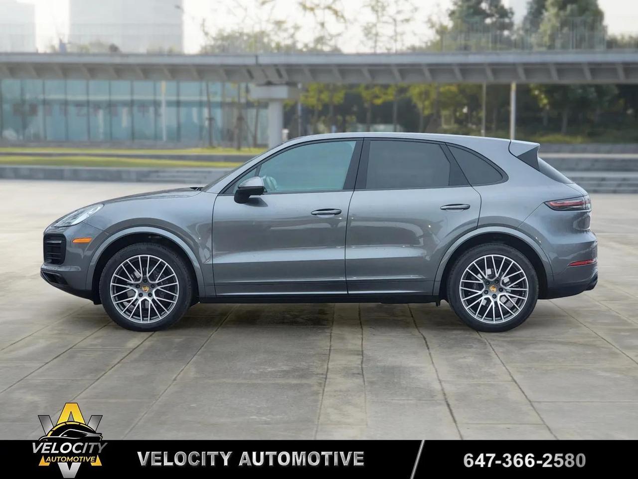 2020 Porsche Cayenne w/ Premium Pkg | No Accidents! Photo