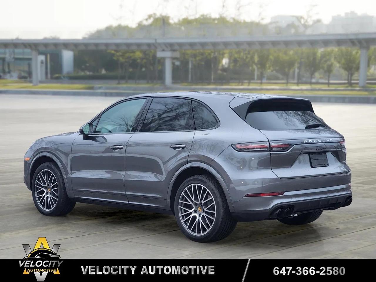 2020 Porsche Cayenne w/ Premium Pkg | No Accidents! Photo