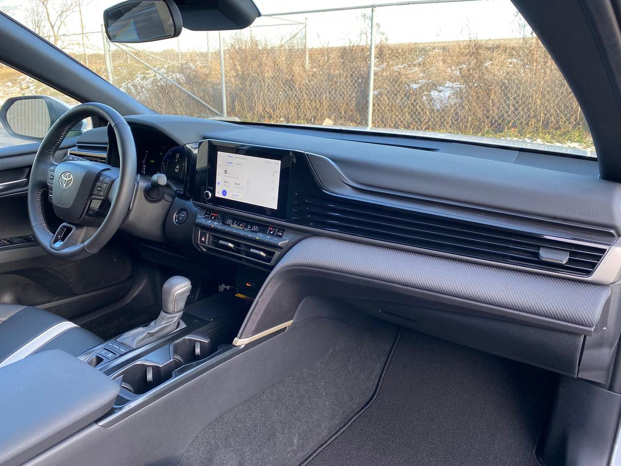 2025 Toyota Camry Hybrid SE | LEATHER Photo