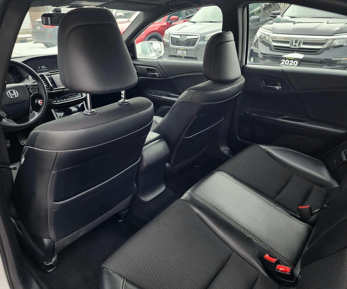 2017 Honda Accord Sport Photo