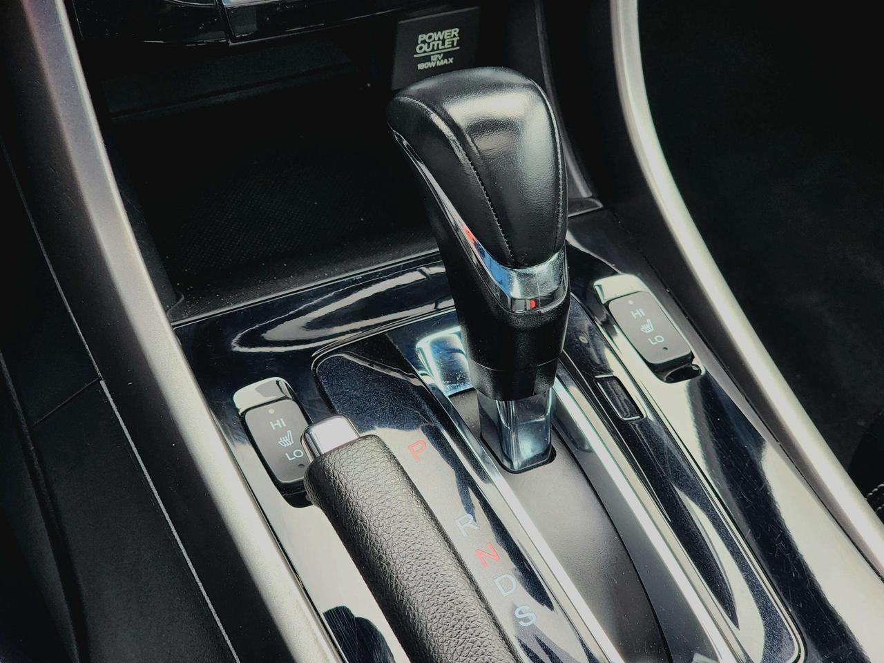 2017 Honda Accord Sport Photo