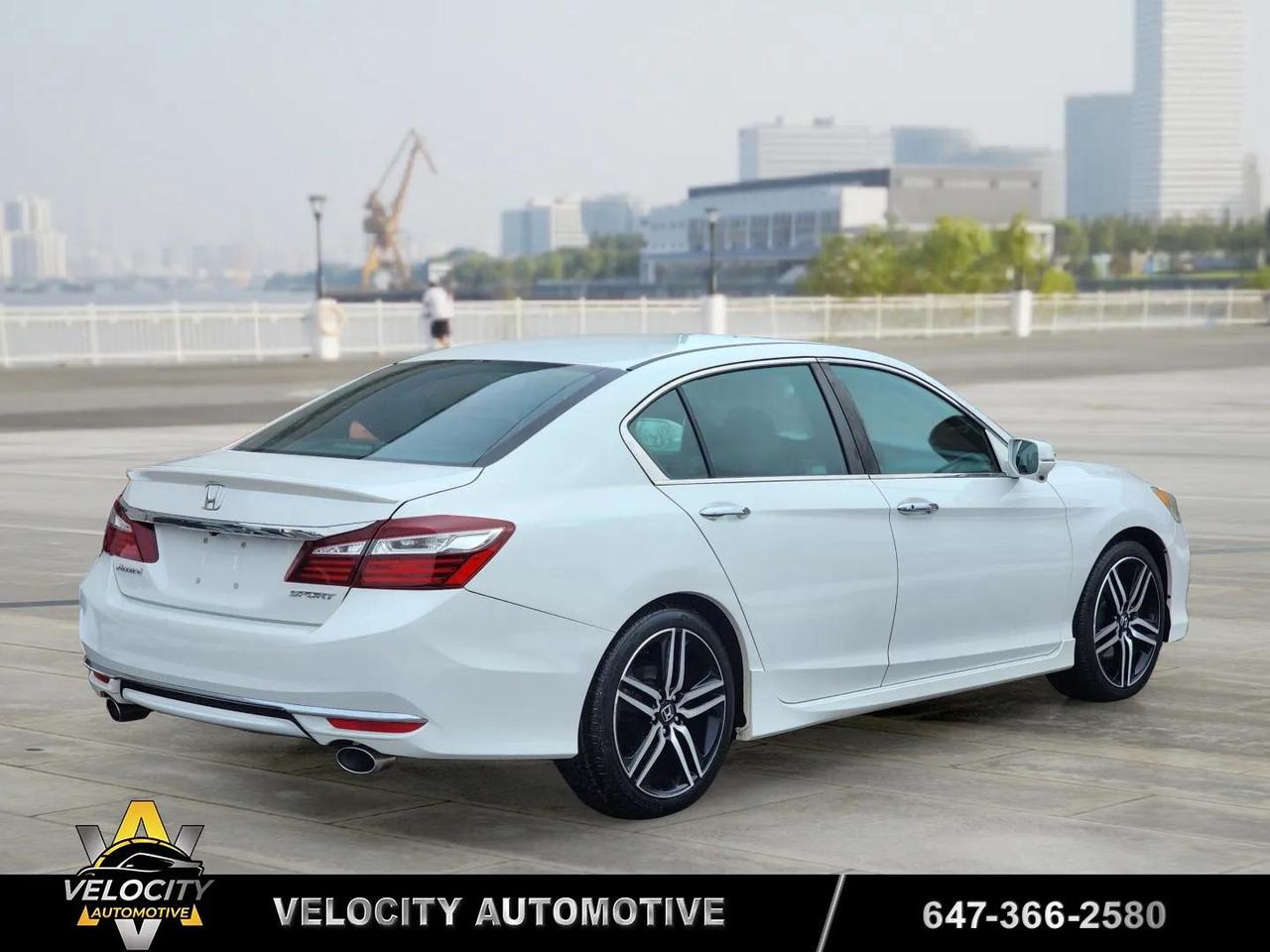 2017 Honda Accord Sport Photo