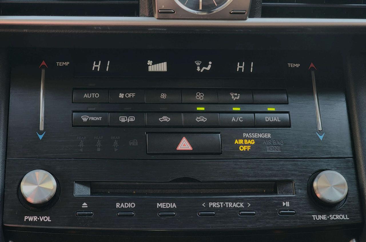 2017 Lexus IS 300 AWD | No Accidents! Photo