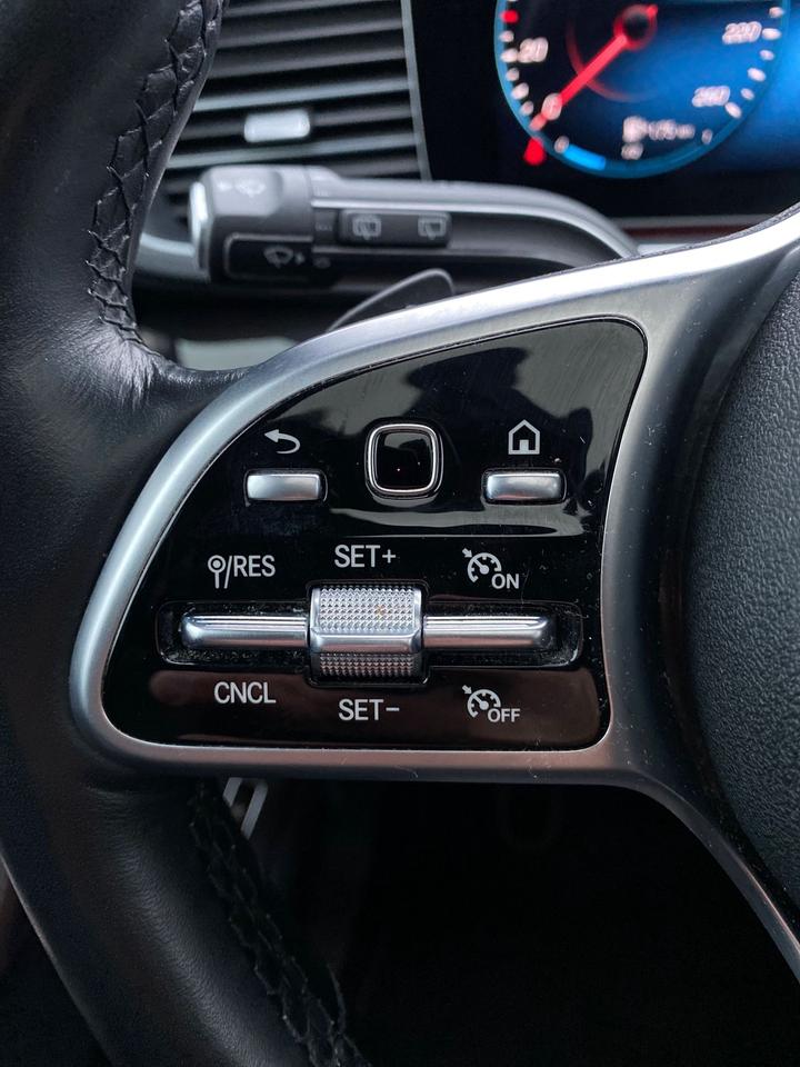 2022 Mercedes-Benz GLE-Class GLE350 Photo