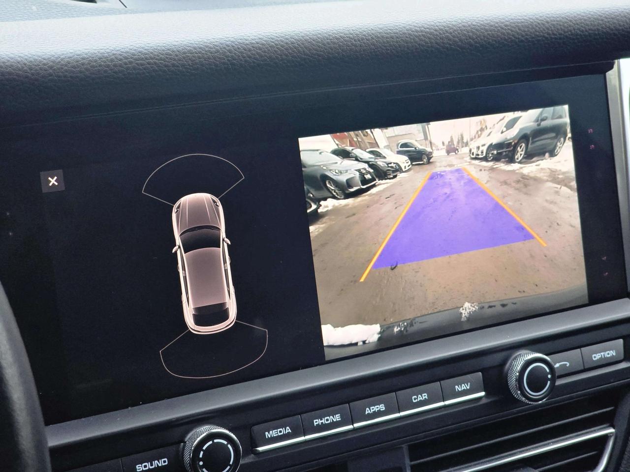 2021 Porsche Macan | No Accidents! Photo