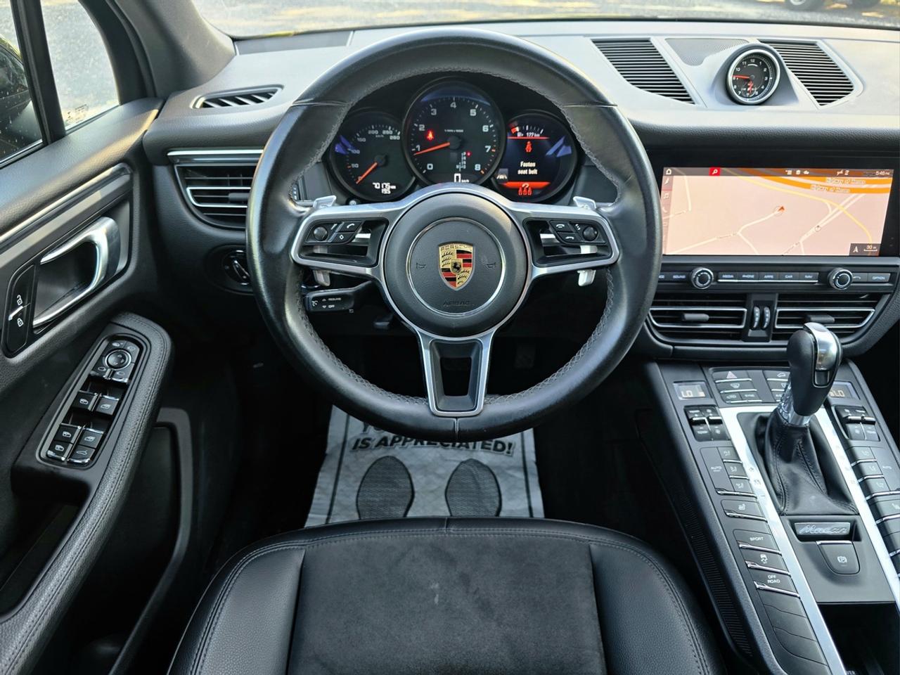 2021 Porsche Macan w/CPO Warranty | No Accidents! Photo